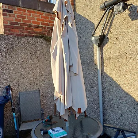 Town Centre Terraced House בית נופש גיסבורו