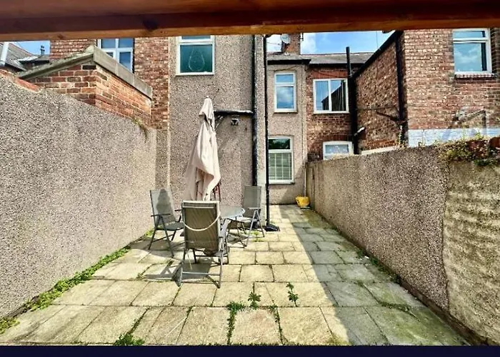 Town Centre Terraced House בית נופש